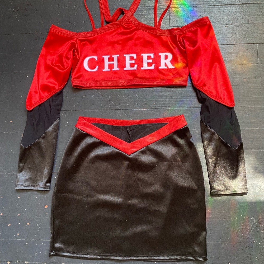 *SOLD* Yandy Cheerleader Costume (Women’s) 🔥